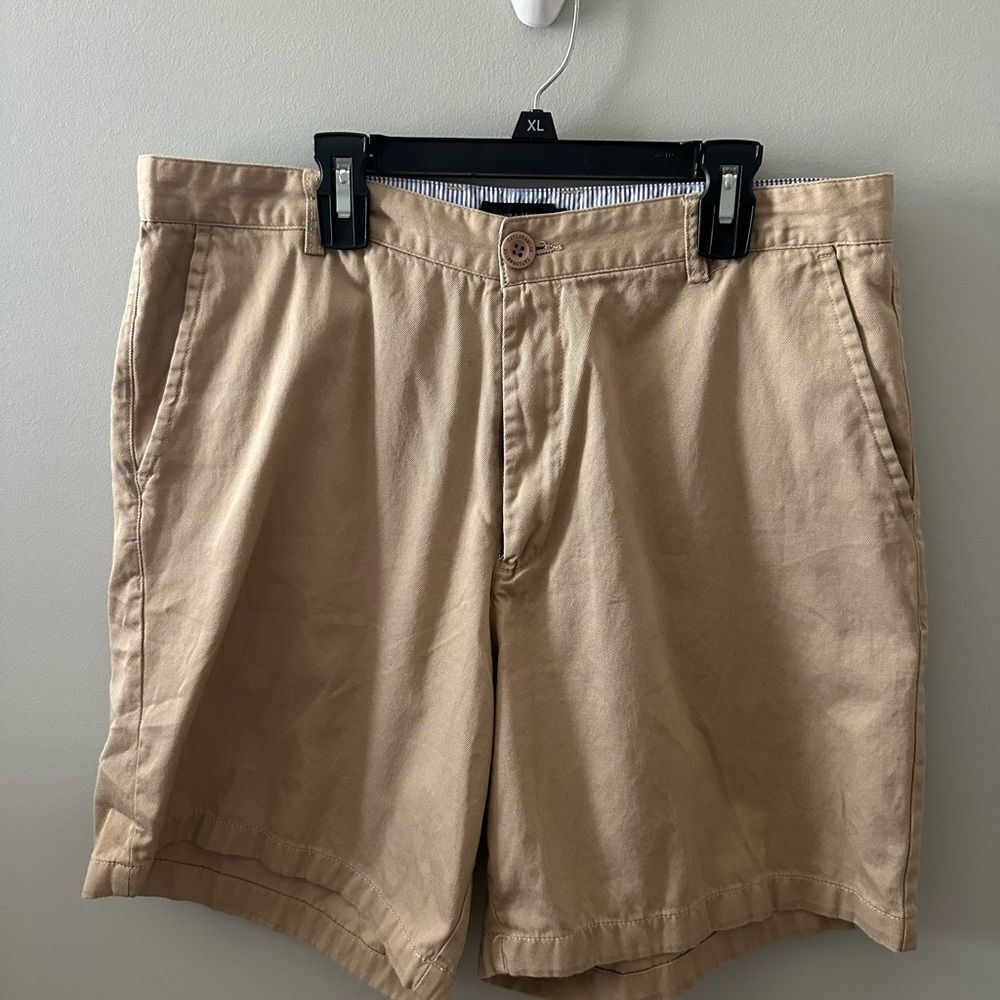 Taylor & Mack Men's Khaki Shorts 34